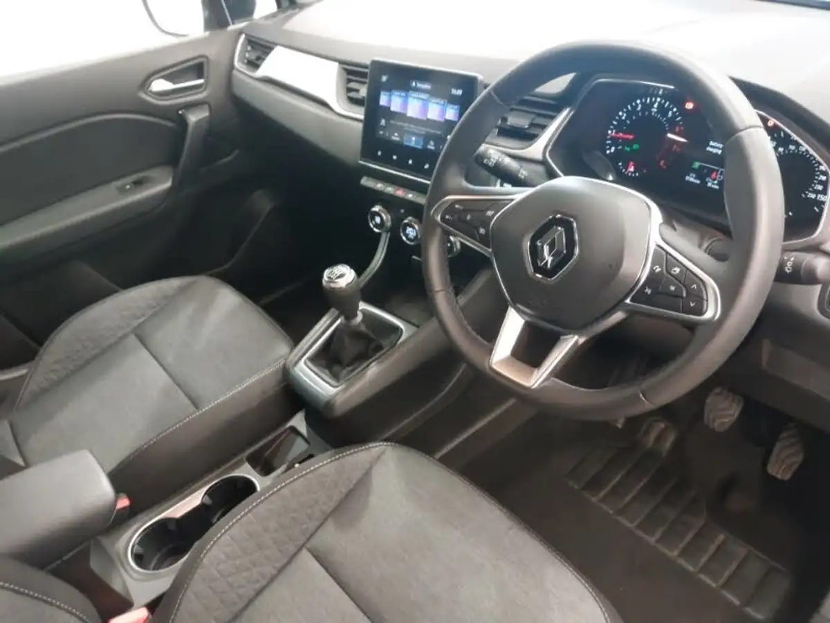 2022-renault-captur-13-tce-iconic-edition-big-17