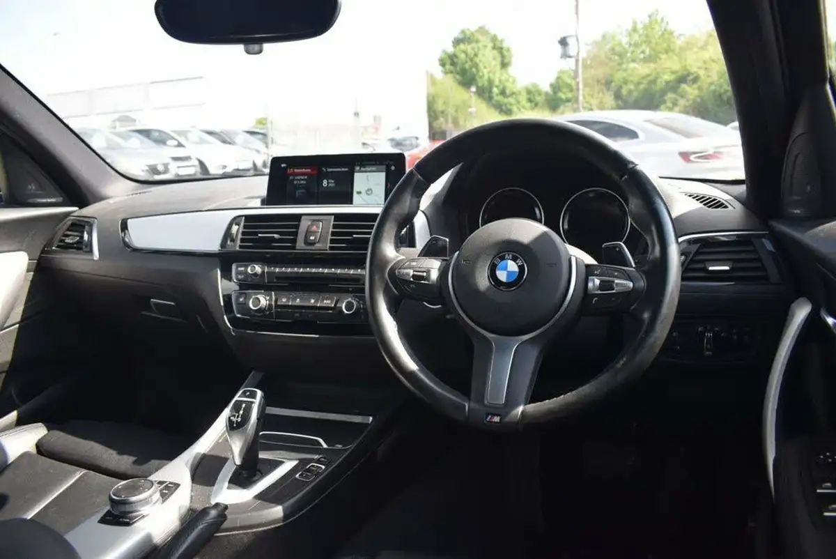 2019-bmw-1-series-20-120i-m-sport-shadow-edition-ss-5d-big-21