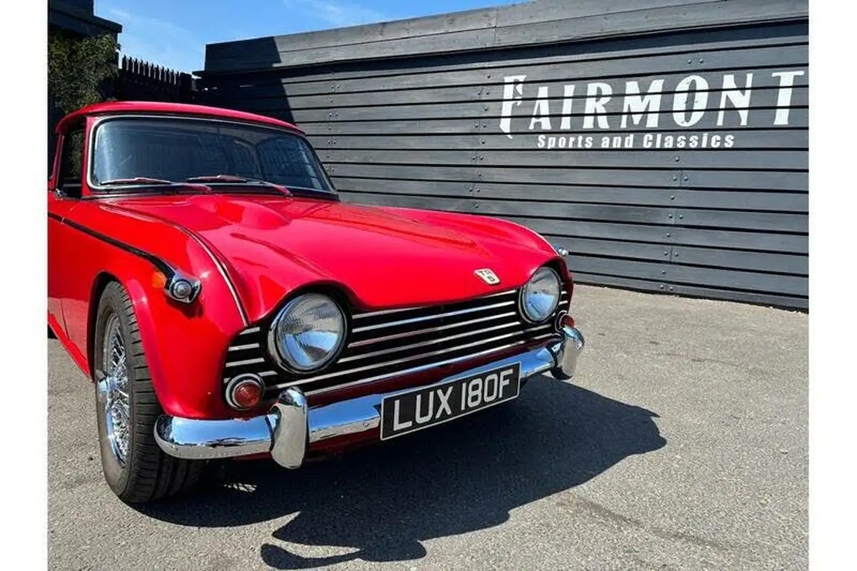 1968-triumph-tr5-convertible-big-2