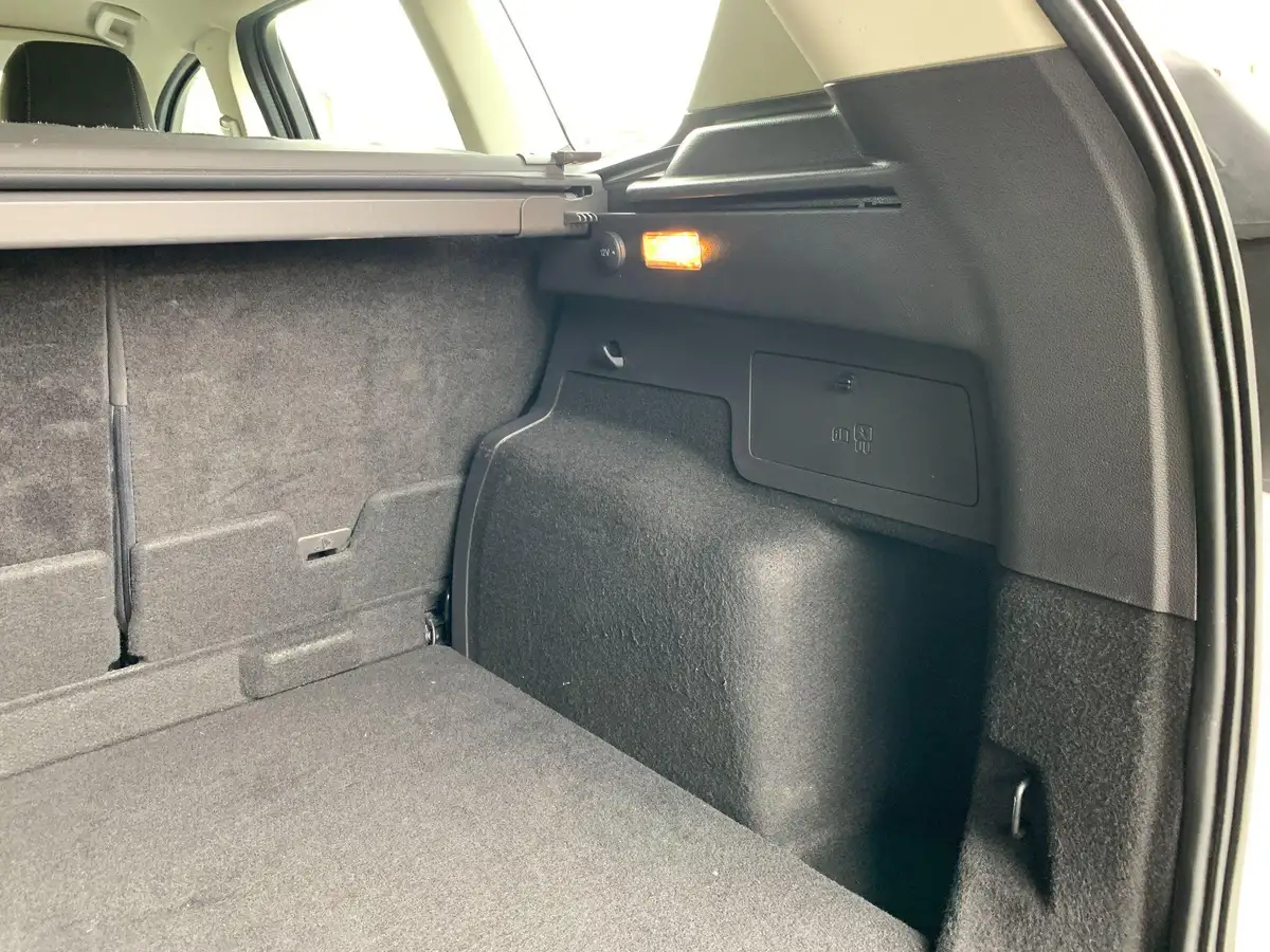 2013-ford-kuga-20tdci-zetec-big-12