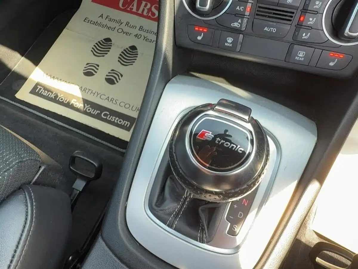 2015-audi-q3-14-s-line-cod-ss-tronic-big-45