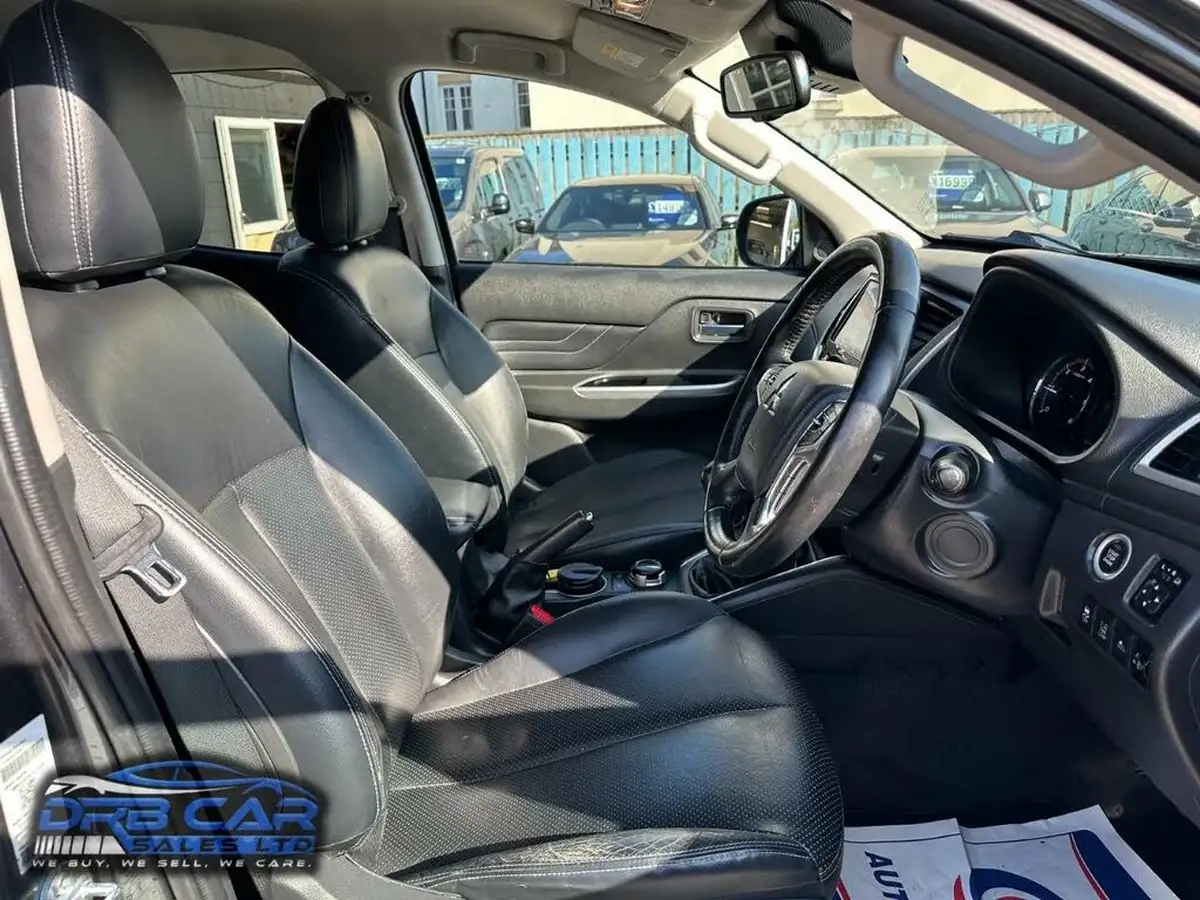 2020-mitsubishi-l200-22di-d-barbarian-big-16