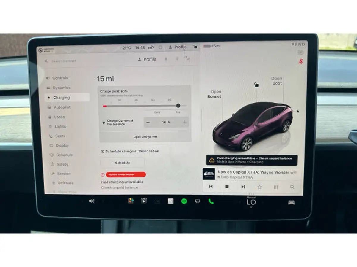 2022-tesla-model-y-e-long-range-big-37