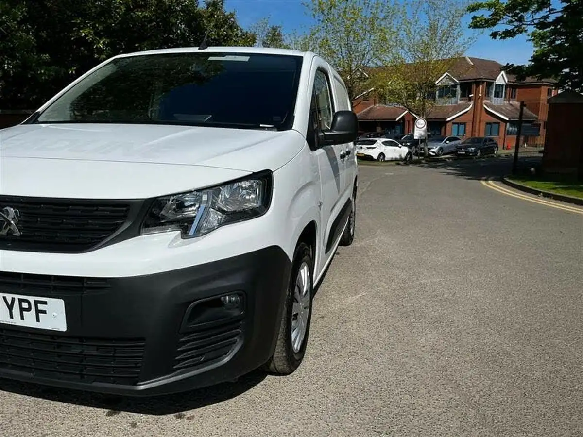 2021-peugeot-partner-15-bluehdi-1000-professional-premium-100pseu6d-big-16