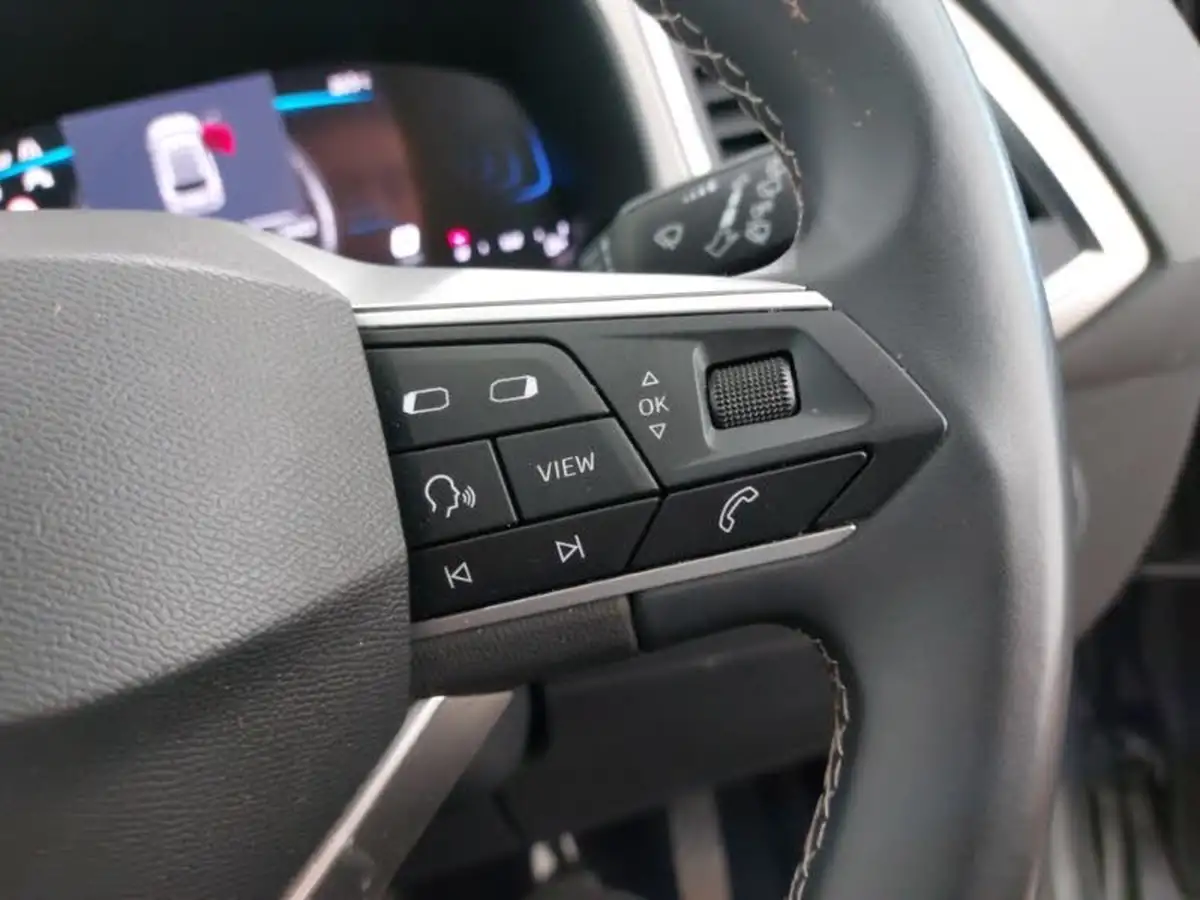 2023-seat-ateca-15-ecotsi-xperience-big-13
