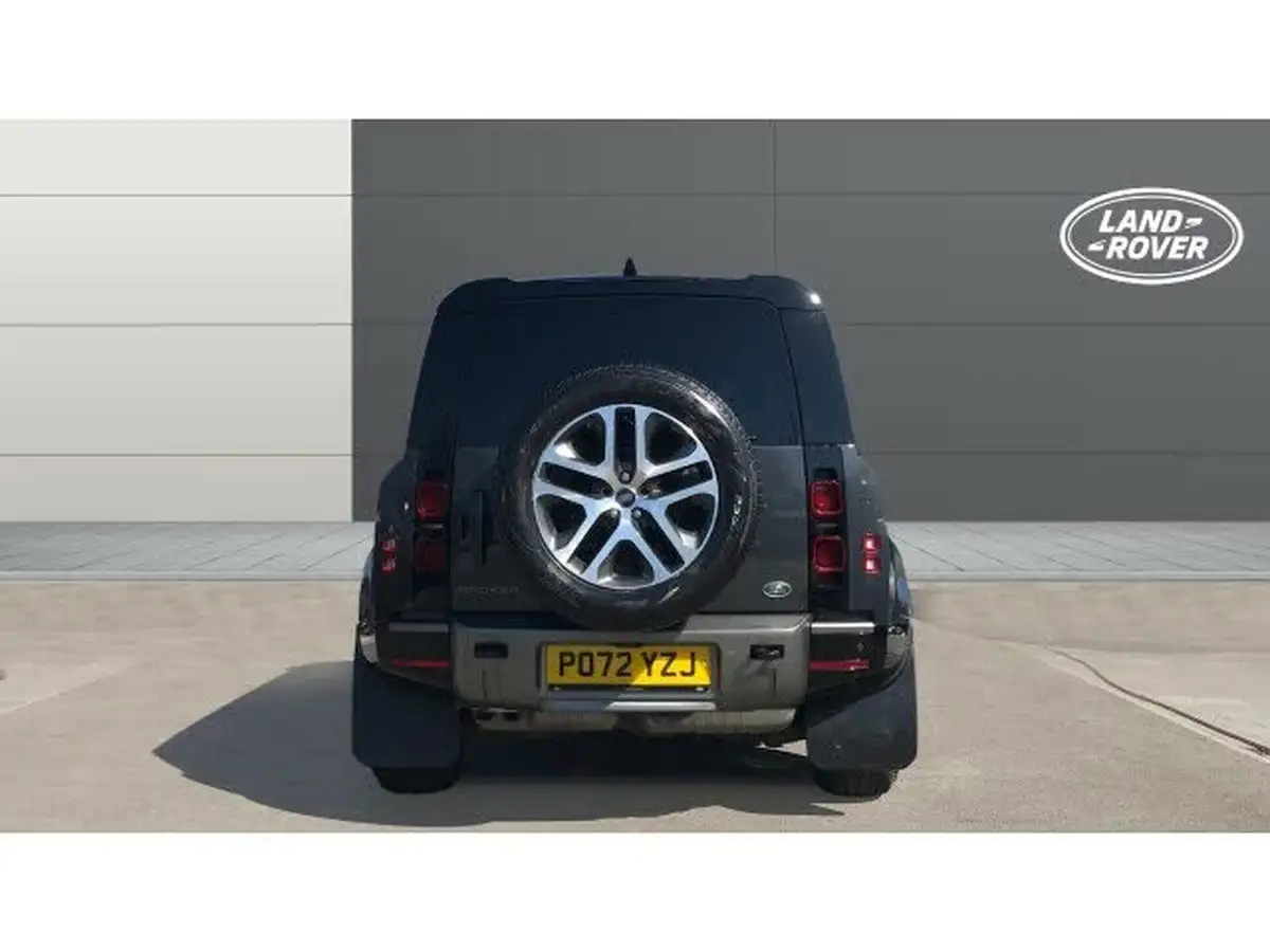2022-land-rover-110-defender-30-d300-x-dynamic-hse-big-5