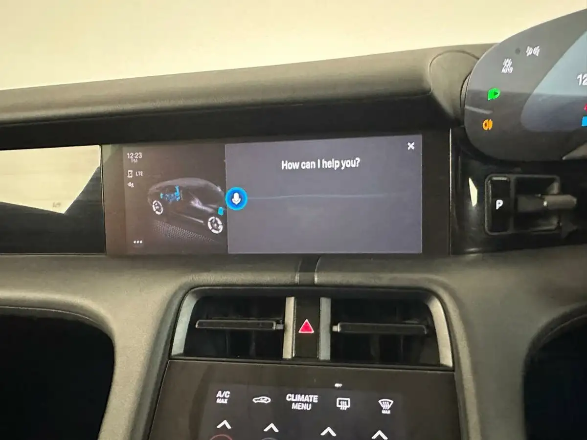 2021-porsche-taycan-e-base-476ps-performance-battery-plus-big-48