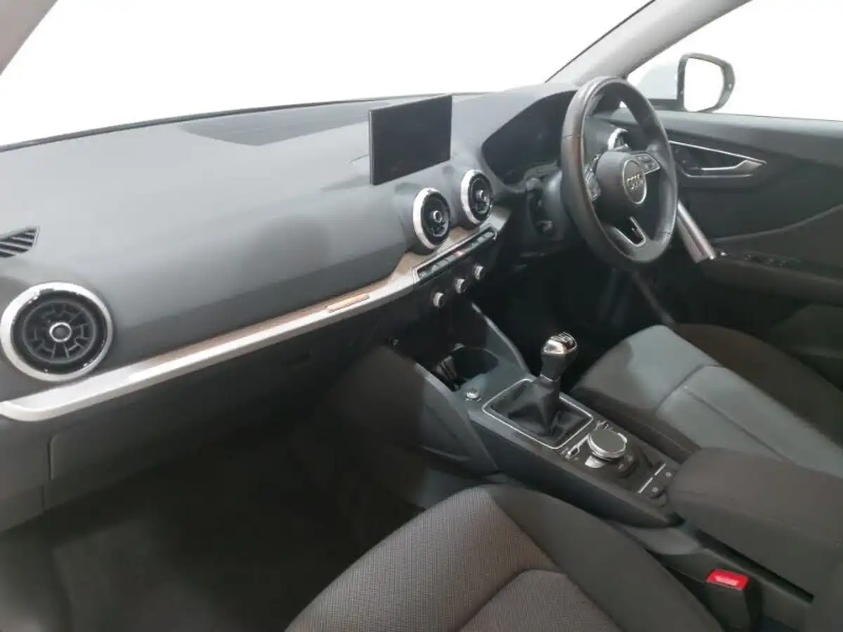 2022-audi-q2-10-30-tfsi-sport-big-4
