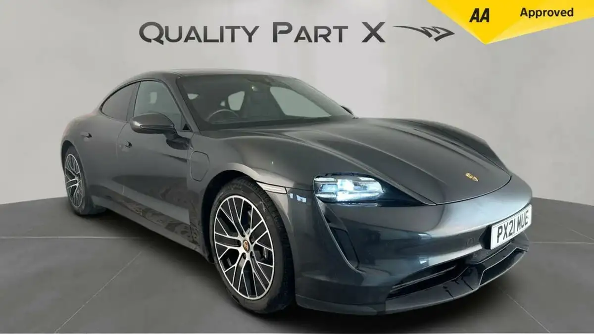 2021-porsche-taycan-e-base-476ps-performance-battery-plus-big-0