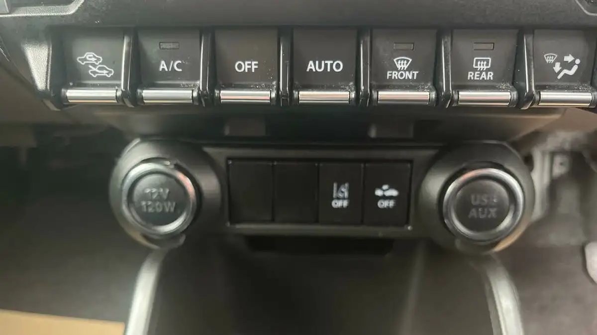 2022-suzuki-ignis-12-dualjet-sz5-cvt-big-33