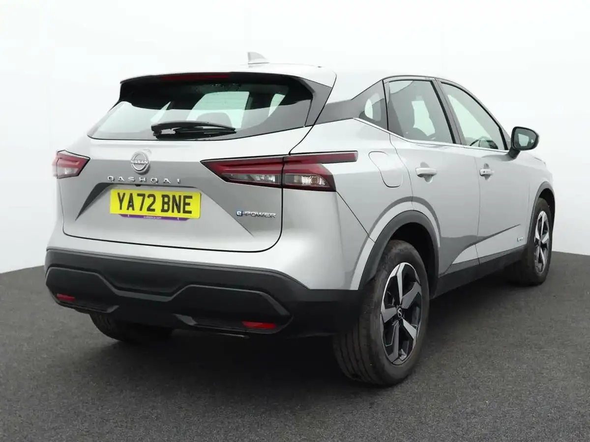 2022-nissan-qashqai-15-acenta-premium-big-5