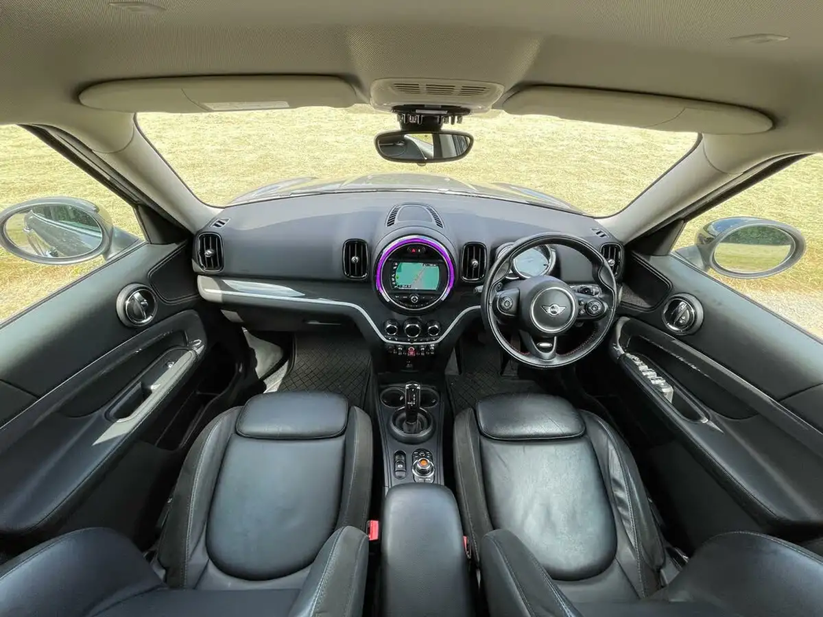 2018-mini-countryman-20-cooper-s-ss-auto-big-2