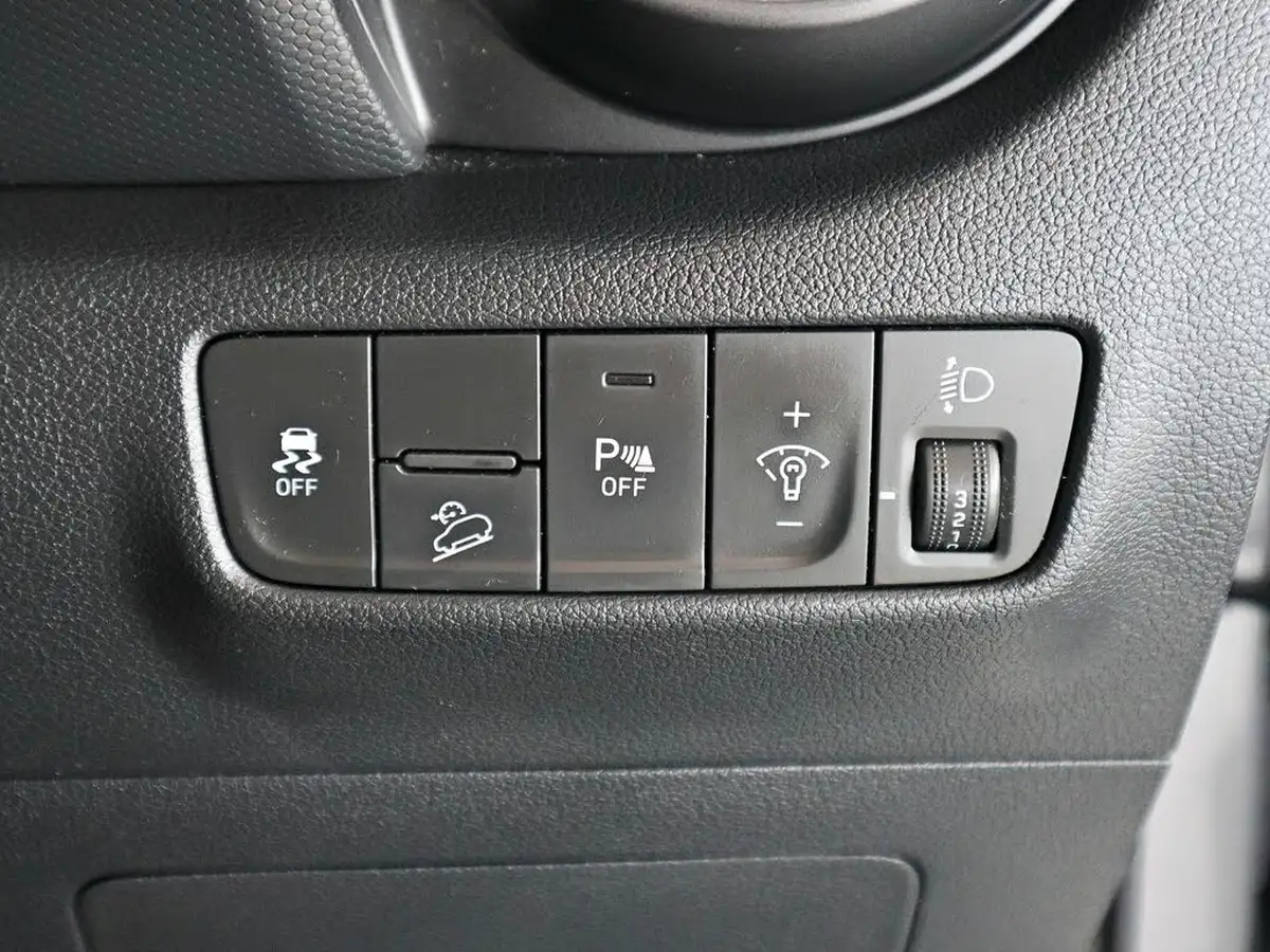 2022-hyundai-kona-10-t-gdi-se-connect-big-25