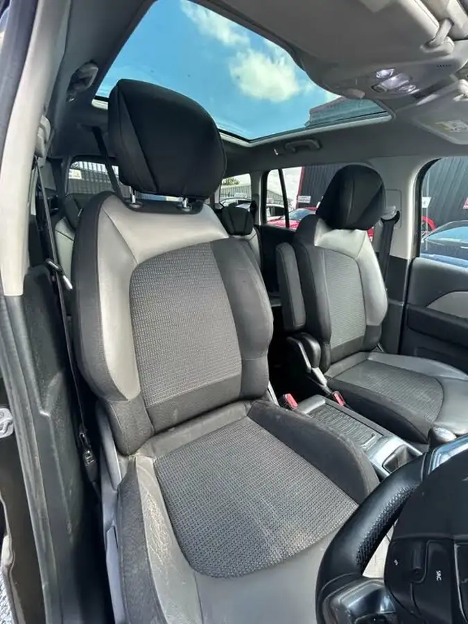 2014-citroen-grand-c4-picasso-16e-hdi-exclusive-big-24