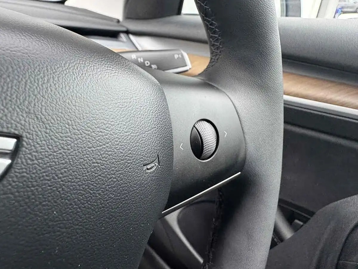 2021-tesla-model-3-e-standard-plus-big-32