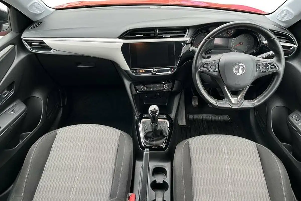 2020-vauxhall-corsa-12i-se-big-9