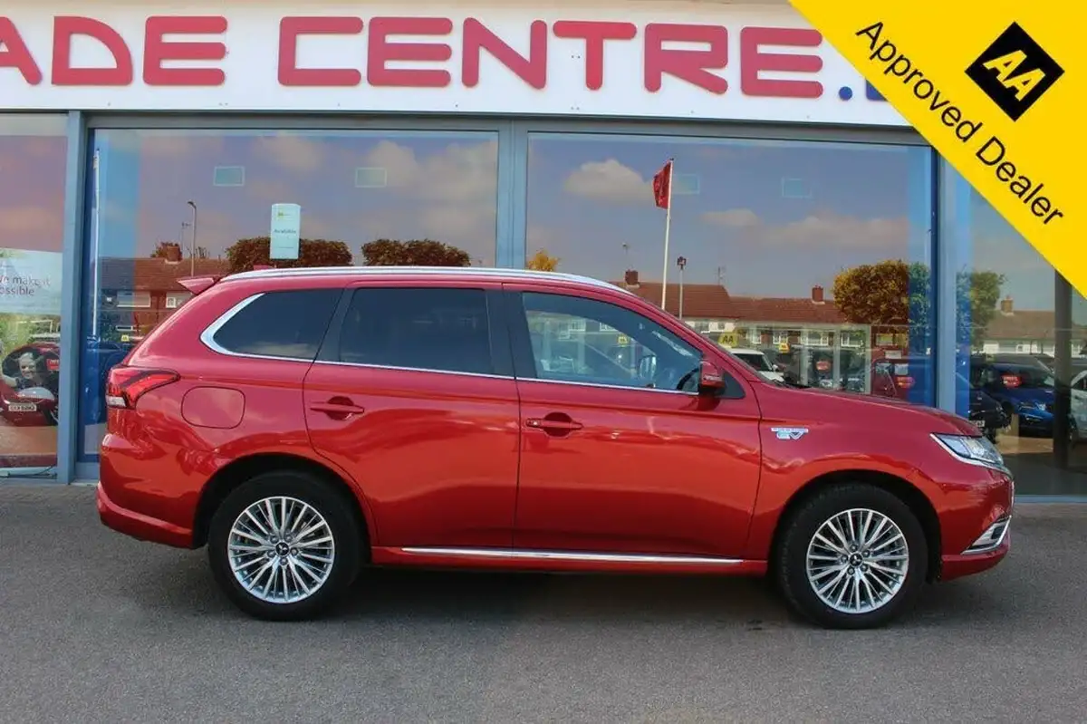 2019-mitsubishi-outlander-24-4h-phev-big-1