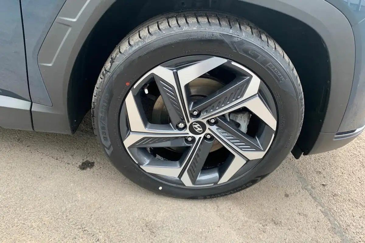 2023-hyundai-tucson-16-t-gdi-ultimate-150ps-big-34