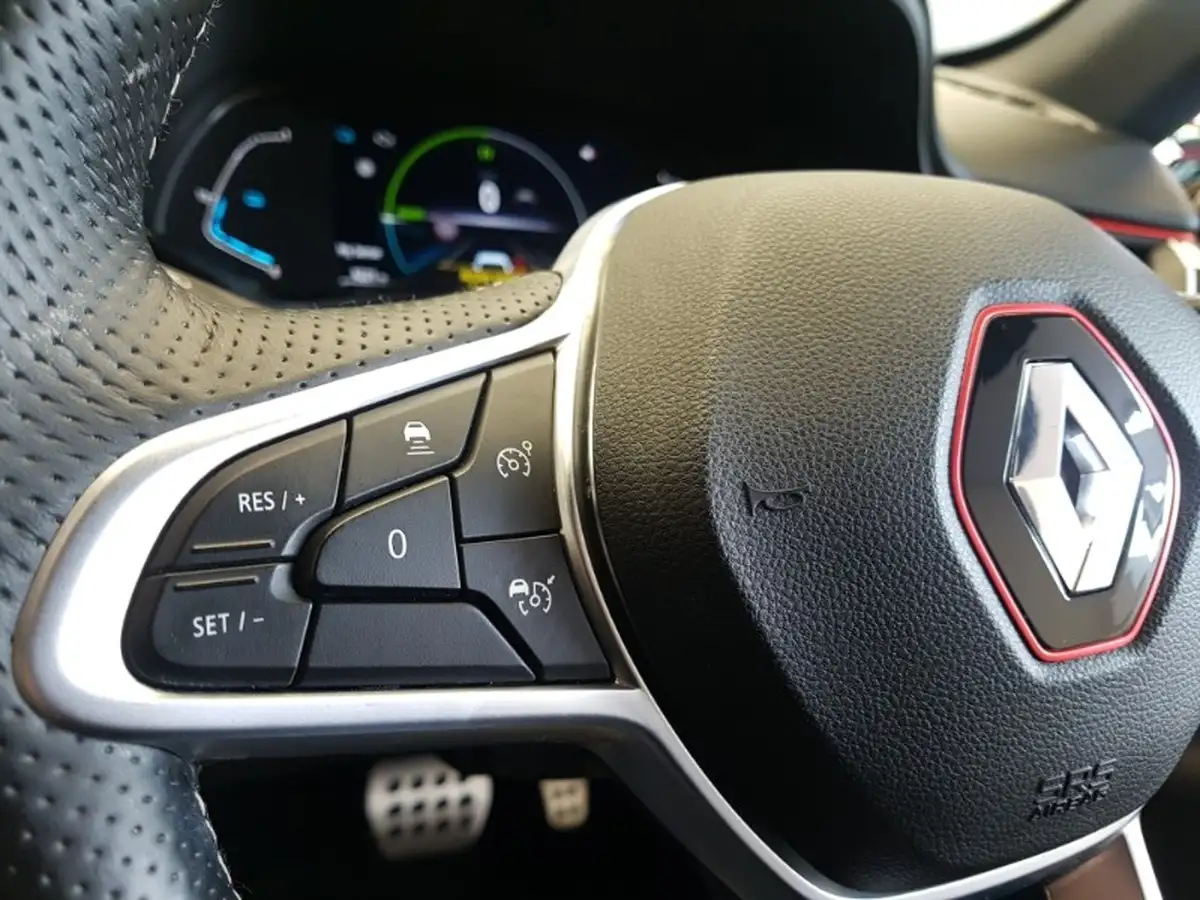 2022-renault-arkana-16-rs-line-big-14