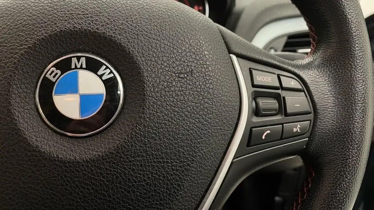 2015-bmw-1-series-20td-116d-sport-5d-auto-big-15