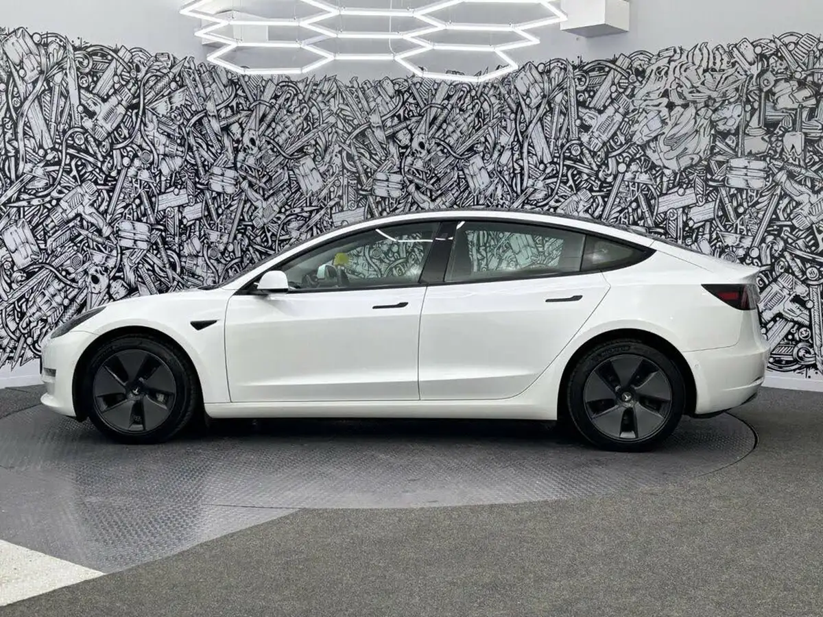 2021-tesla-model-3-e-long-range-4x4-big-11