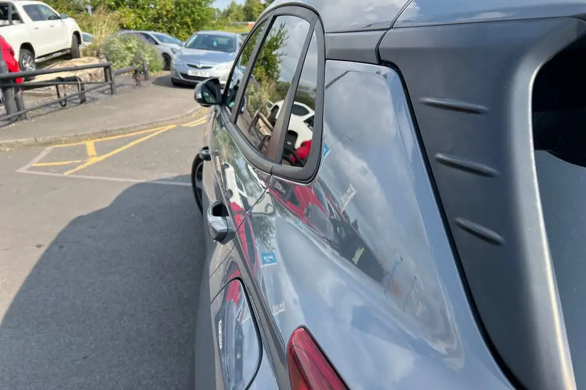 2019-hyundai-kona-10-t-gdi-premium-se-big-39
