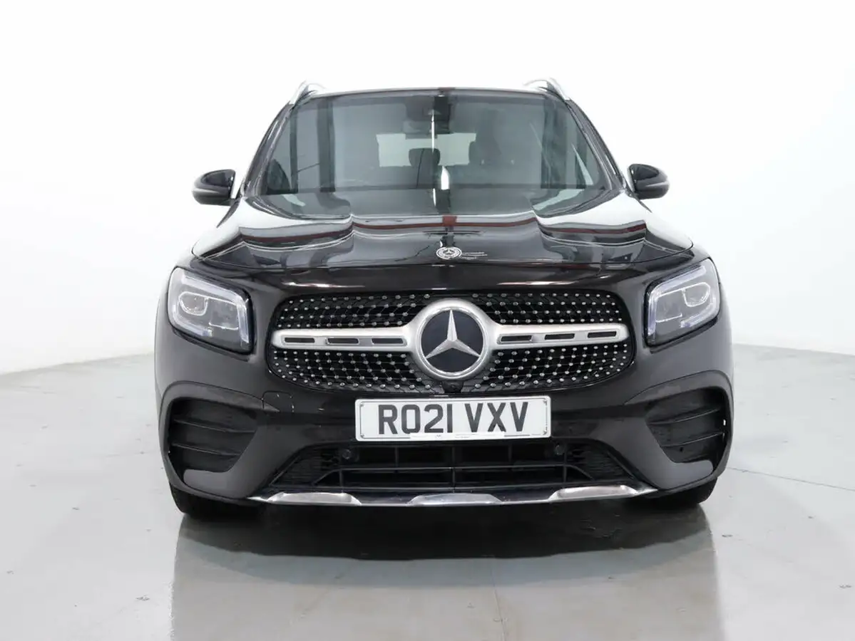 2021-mercedes-benz-glb-class-13-glb200-amg-line-7g-tronic-big-3