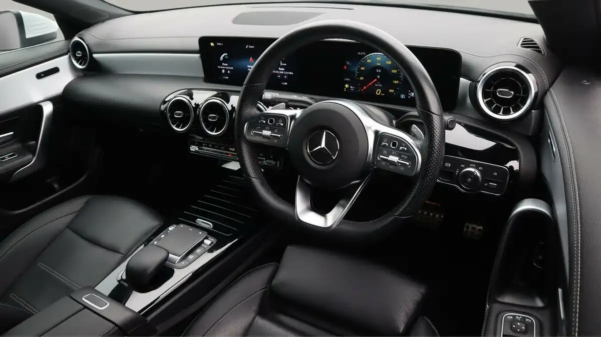 2022-mercedes-benz-cla-13-cla-200-amg-line-coupe-4d-big-9