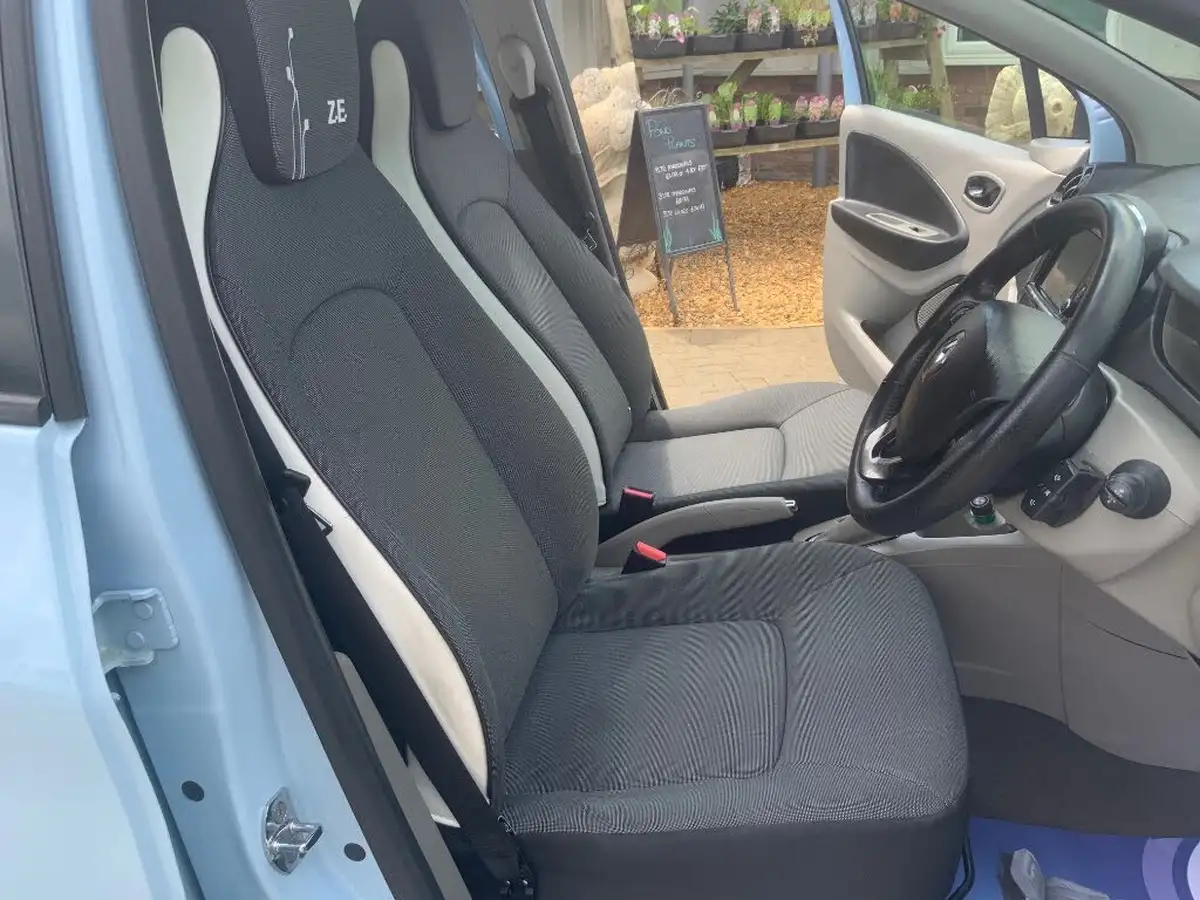 2016-renault-zoe-e-dynamique-nav-88bhp-big-6