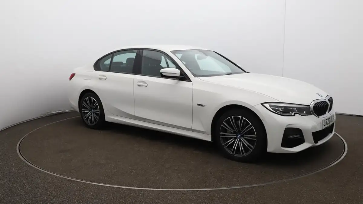 2022-bmw-3-series-20-330e-m-sport-pro-pack-saloon-4d-big-45