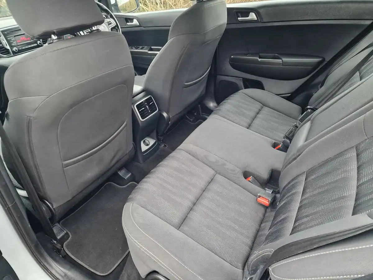 2016-kia-sportage-17crdi-1-big-11
