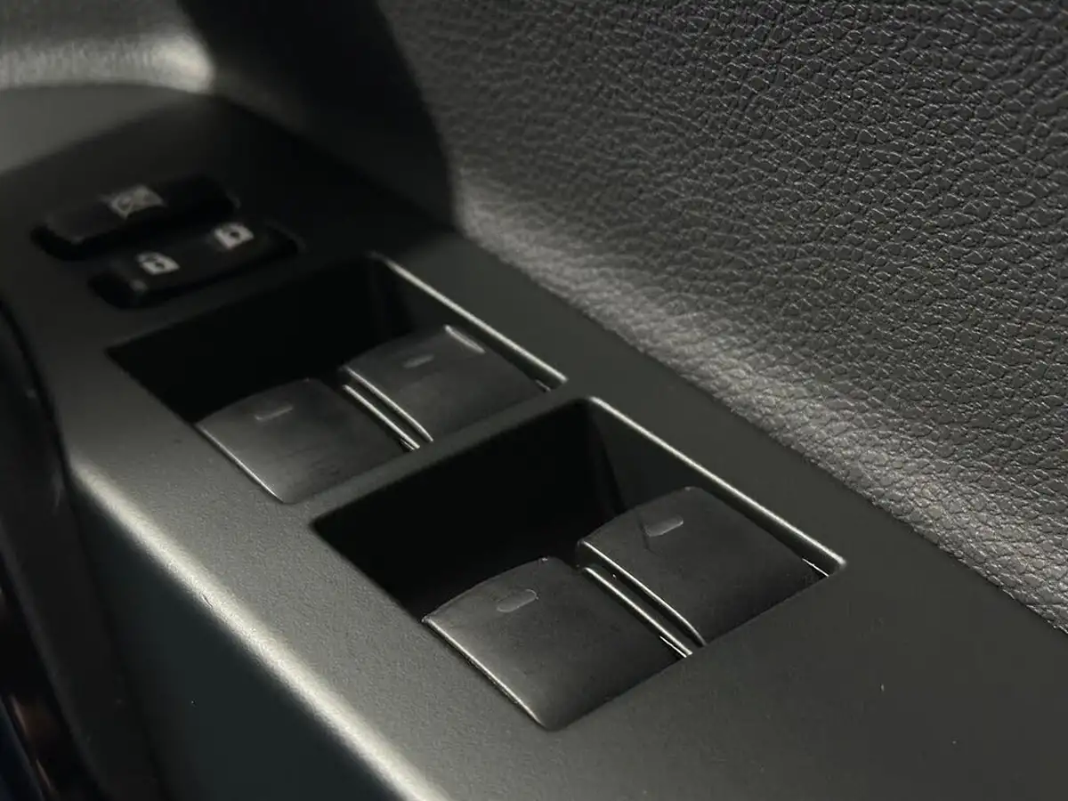2018-toyota-auris-18-vvt-i-hsd-excel-hatchback-big-18