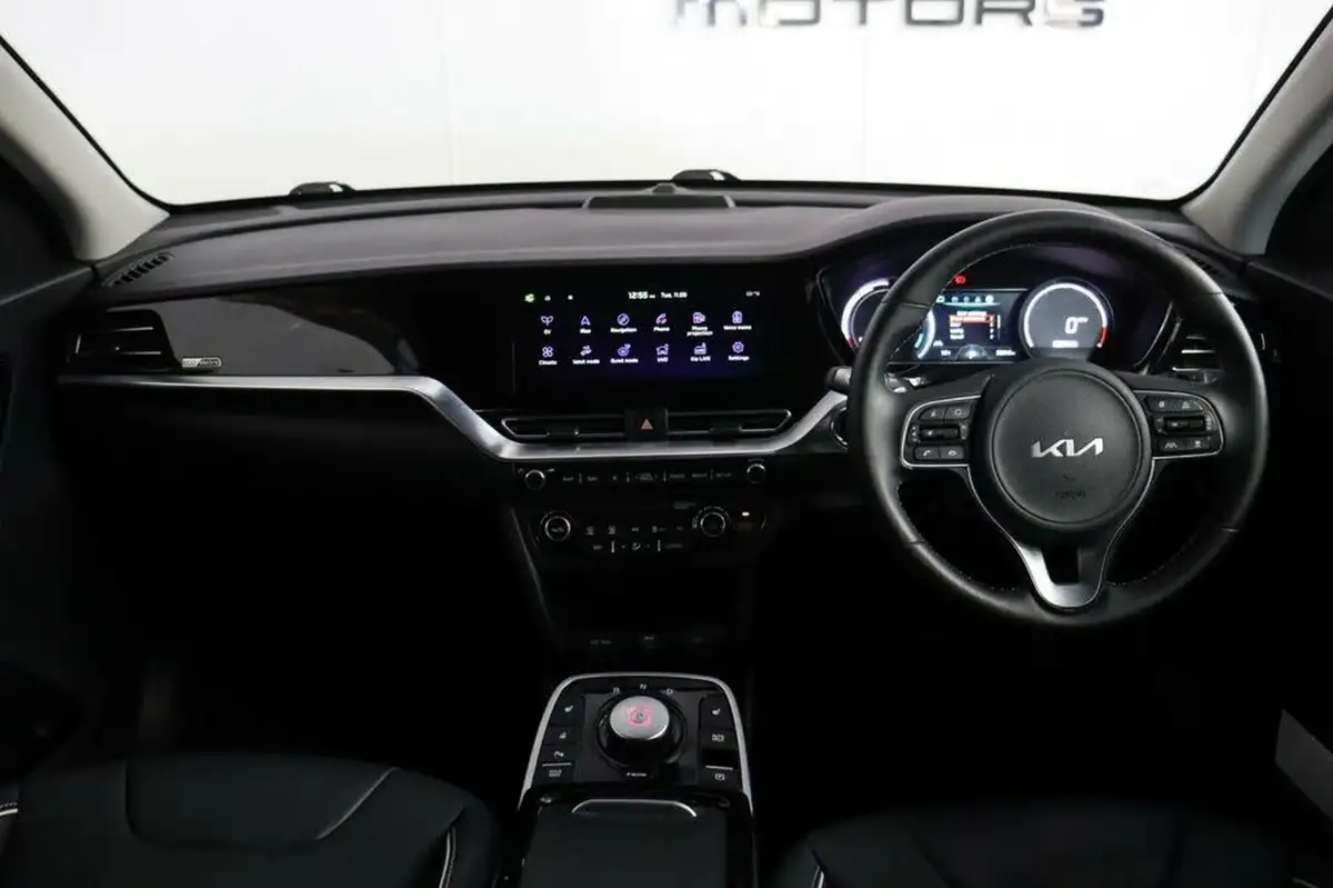 2021-kia-e-niro-ev-3-big-7