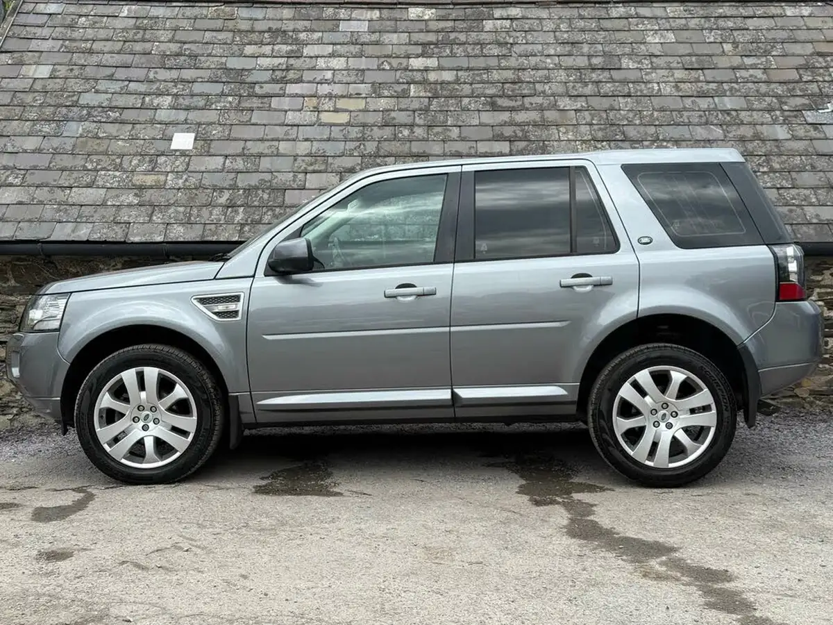 2014-land-rover-freelander-2-22td4-hse-auto-big-10