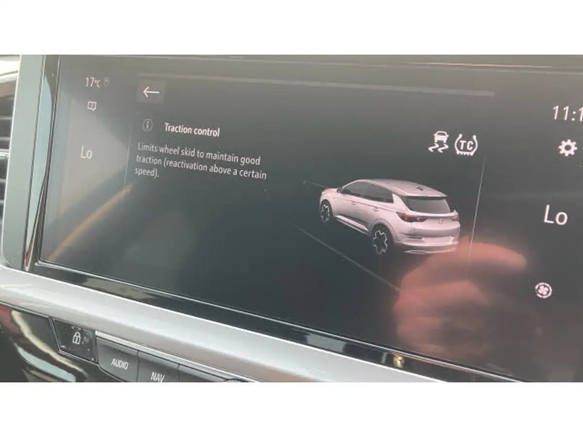 2022-vauxhall-grandland-12-ultimate-auto-big-34