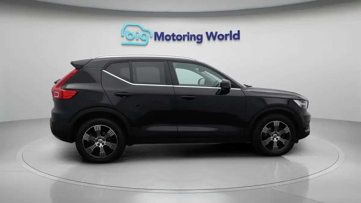 2020-volvo-xc40-15-t3-inscription-geartronic-big-8