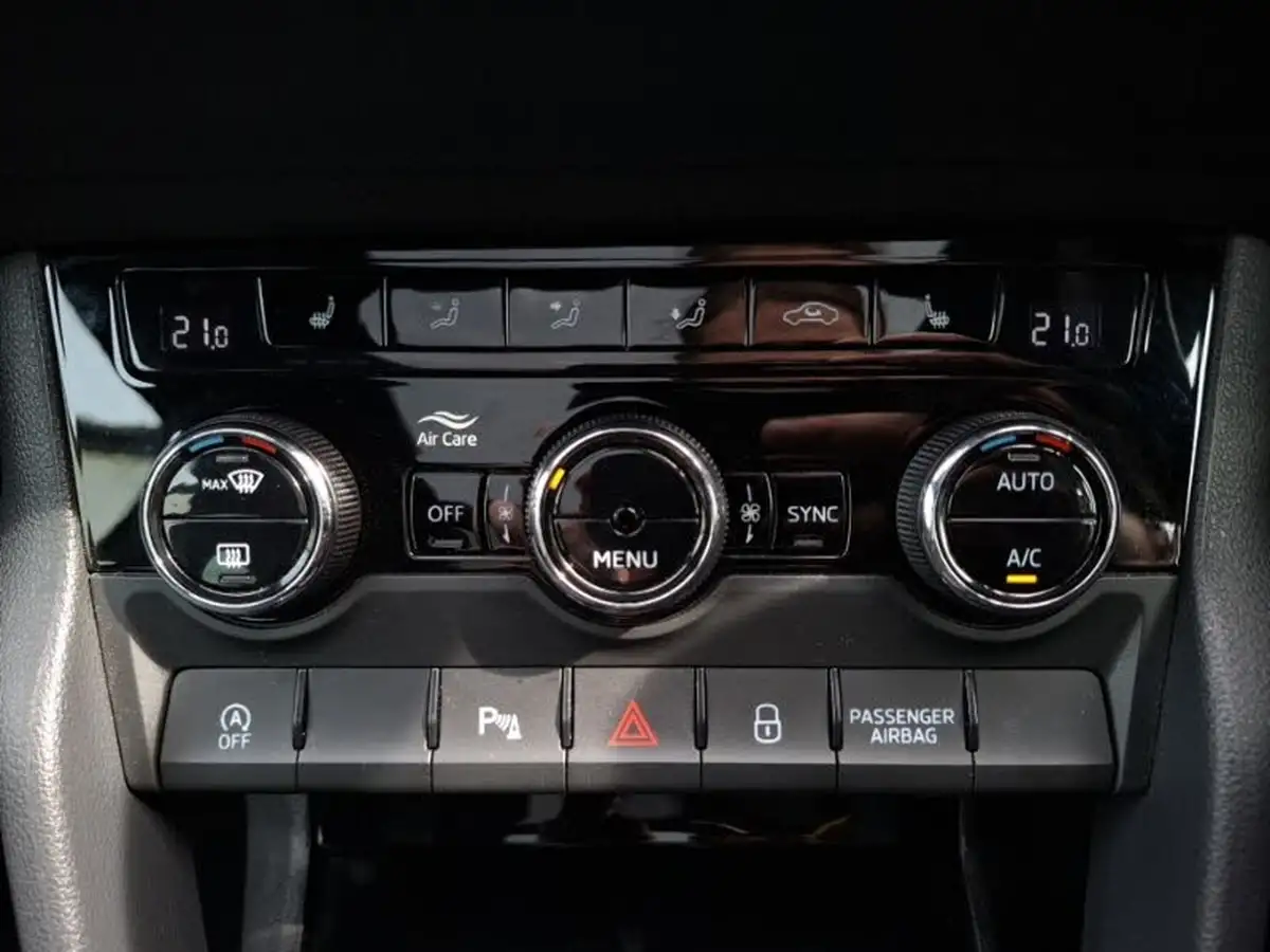 2024-skoda-karoq-20tdi-sportline-4x4-dsg-big-16