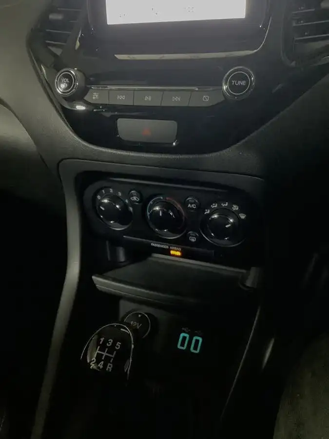 2018-ford-ka-12-ti-vct-zetec-70ps-ss-big-24