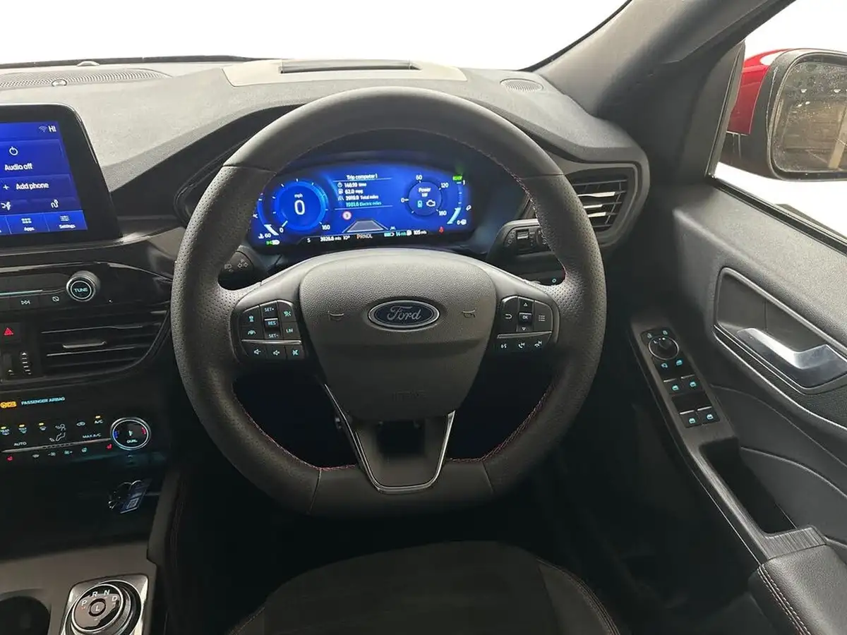 2023-ford-kuga-big-15