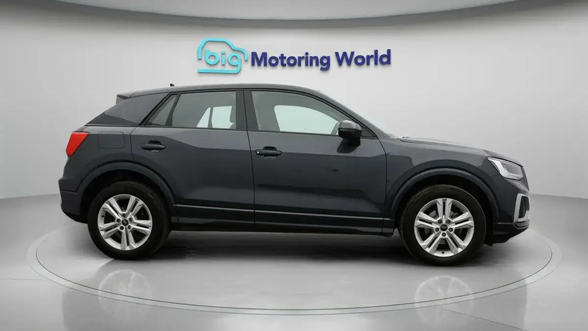 2023-audi-q2-15-35-tfsi-sport-s-tronic-big-8