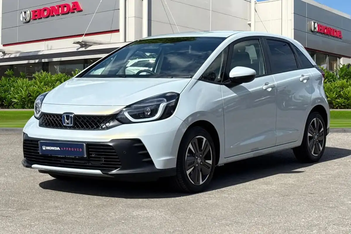 2025-honda-jazz-15-i-mmd-advance-big-6