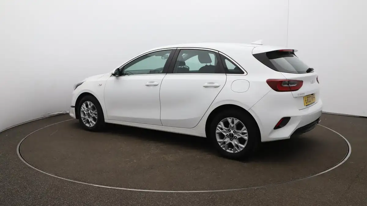 2021-kia-ceed-10-t-gdi-2-hatchback-big-35