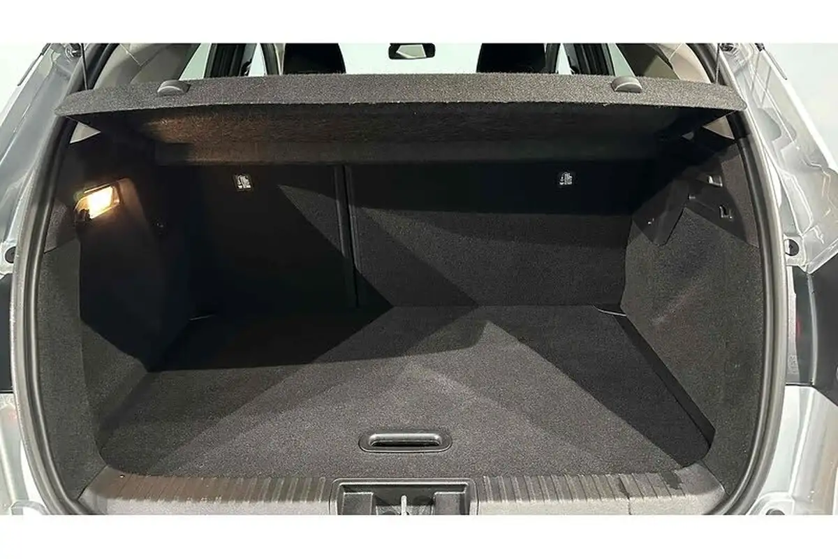 2021-renault-captur-13-tce-iconic-140ps-big-13