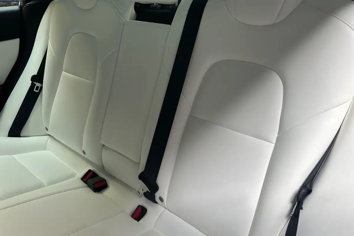 2019-tesla-model-3-e-4x4-performance-pack-big-23