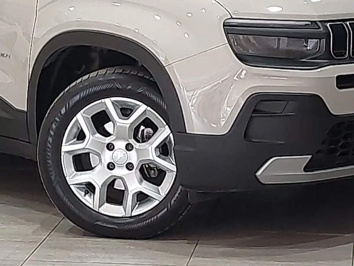 2024-jeep-avenger-12-gse-altitude-big-8