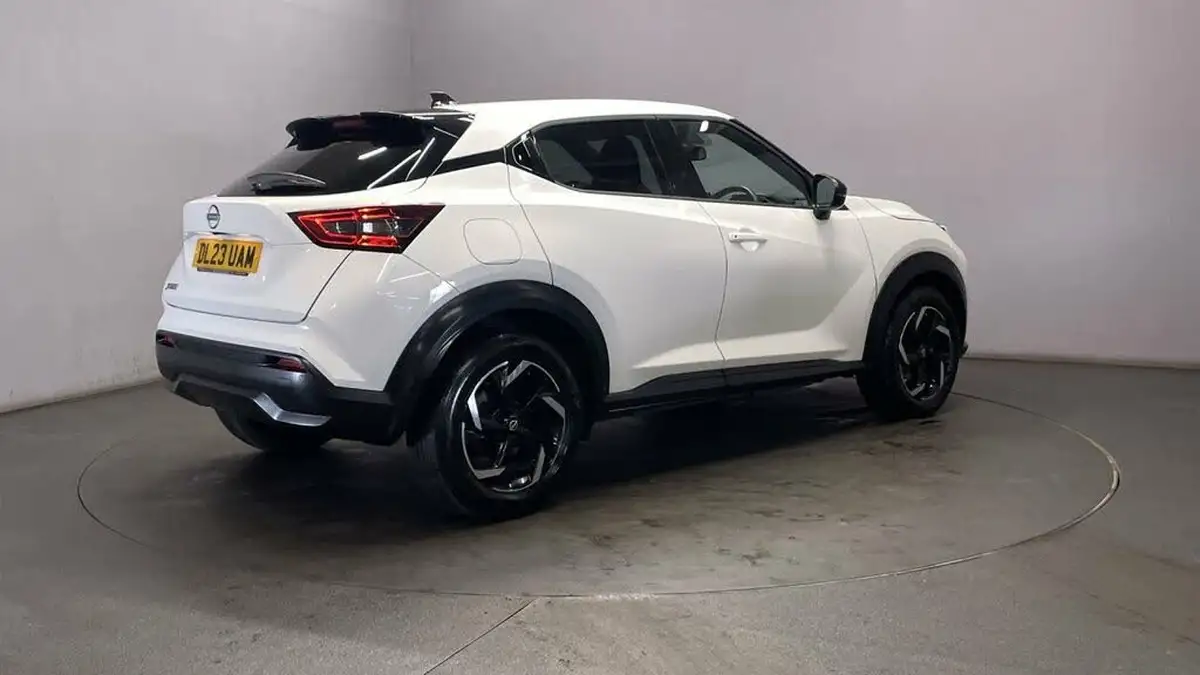 2023-nissan-juke-10-dig-t-n-connecta-big-7