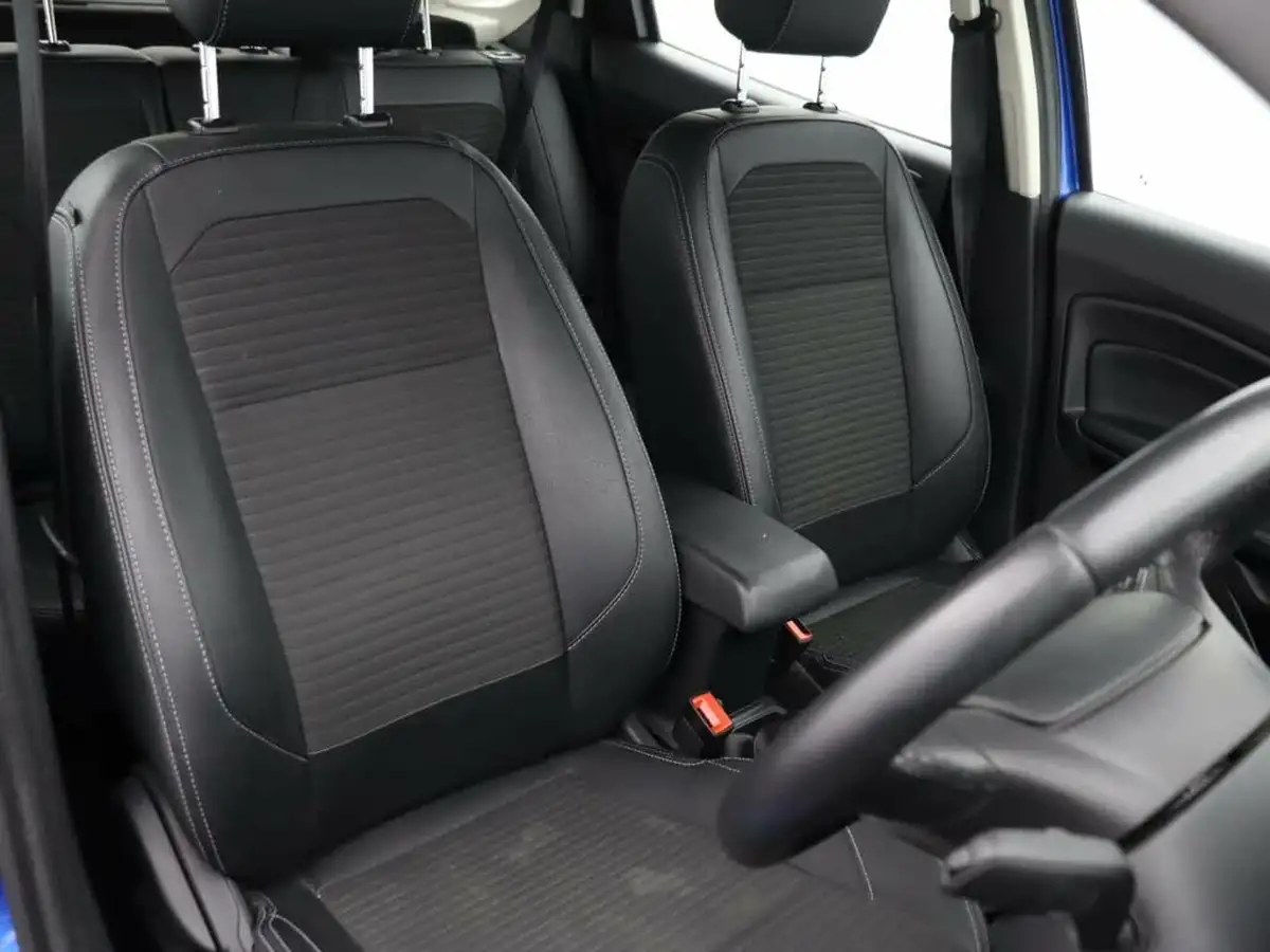 2022-ford-ecosport-10t-titanium-big-8