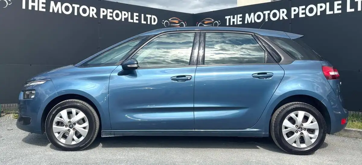 2016-citroen-c4-picasso-16bluehdi-vtr-120ps-big-4