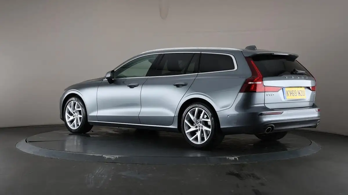 2019-volvo-v60-20-t5-momentum-plus-big-74