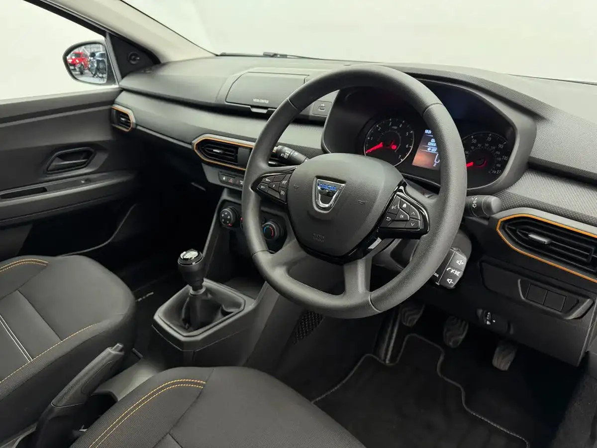 2022-dacia-sandero-stepway-10-tce-essential-90bhp-big-19